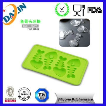 Fred Cool Jewels Diamond Shape Silicone Ice Cube Tray